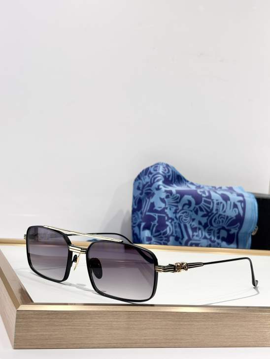 Picture of Chrome Hearts Sunglasses _SKUfw76988993fw